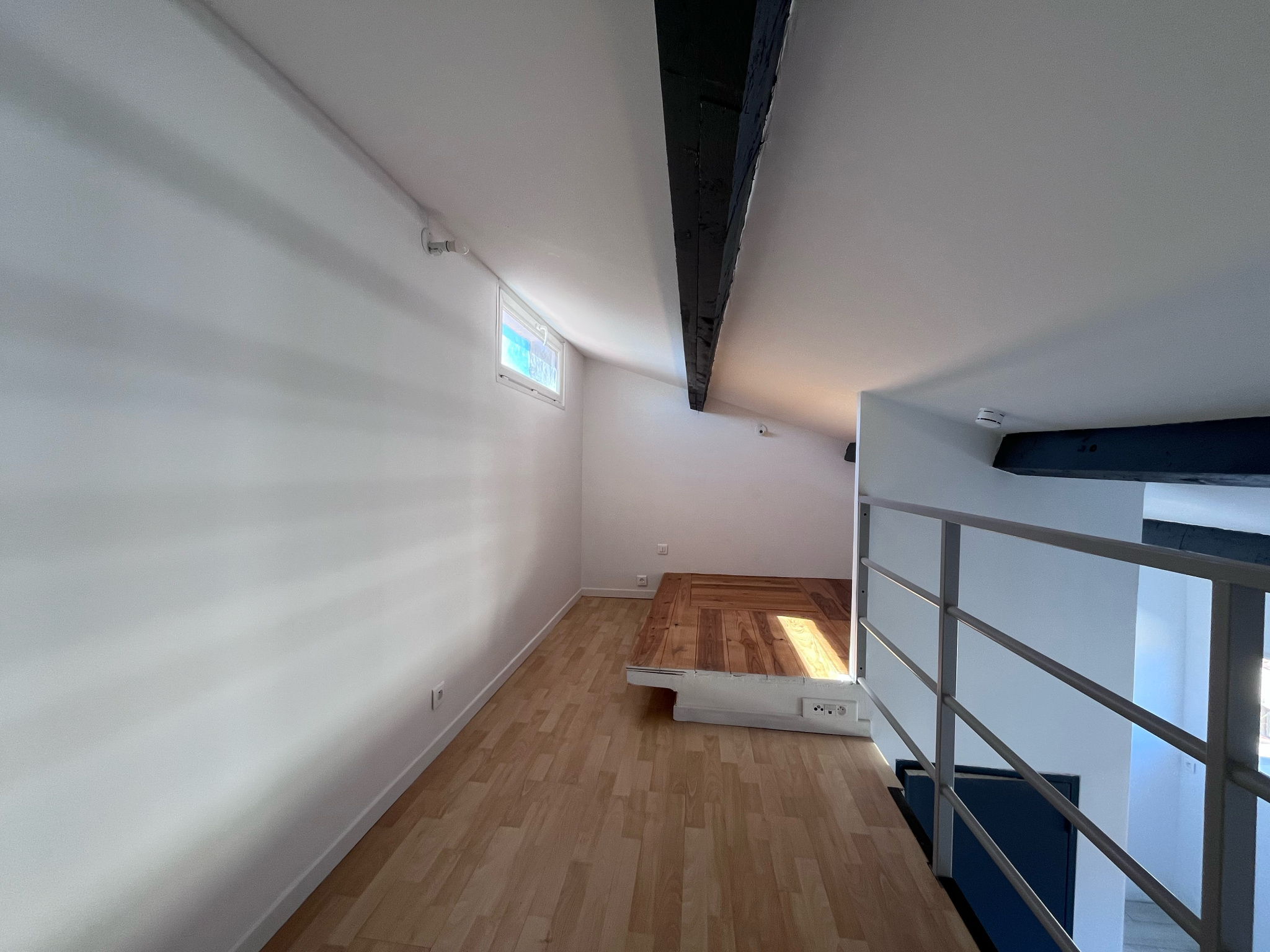 Image_, Studio, Cuers, ref :PCVST270001340