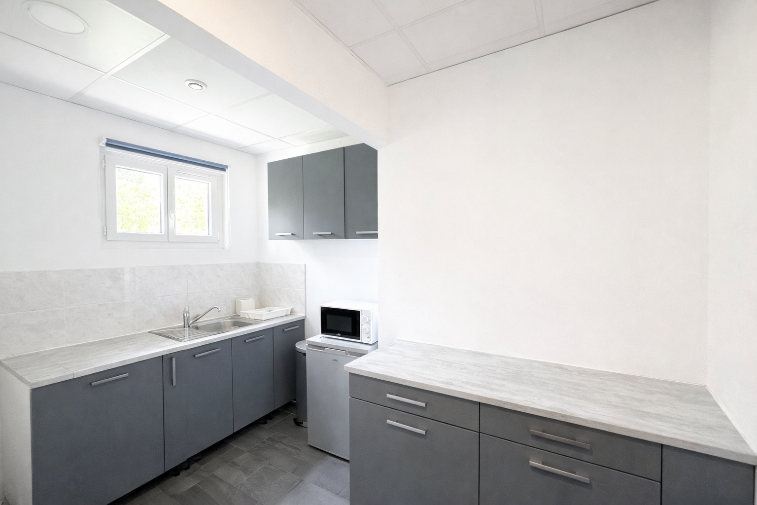 Image_, Local professionnel, La Seyne-sur-Mer, ref :ILCO10000496