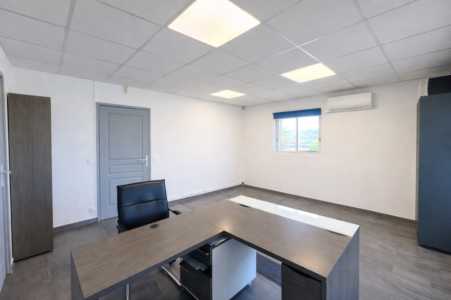 Image_, Local professionnel, La Seyne-sur-Mer, ref :ILCO10000496