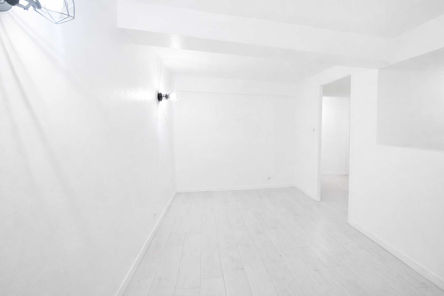 Image_, Studio, Ollioules, ref :DSLST250001332